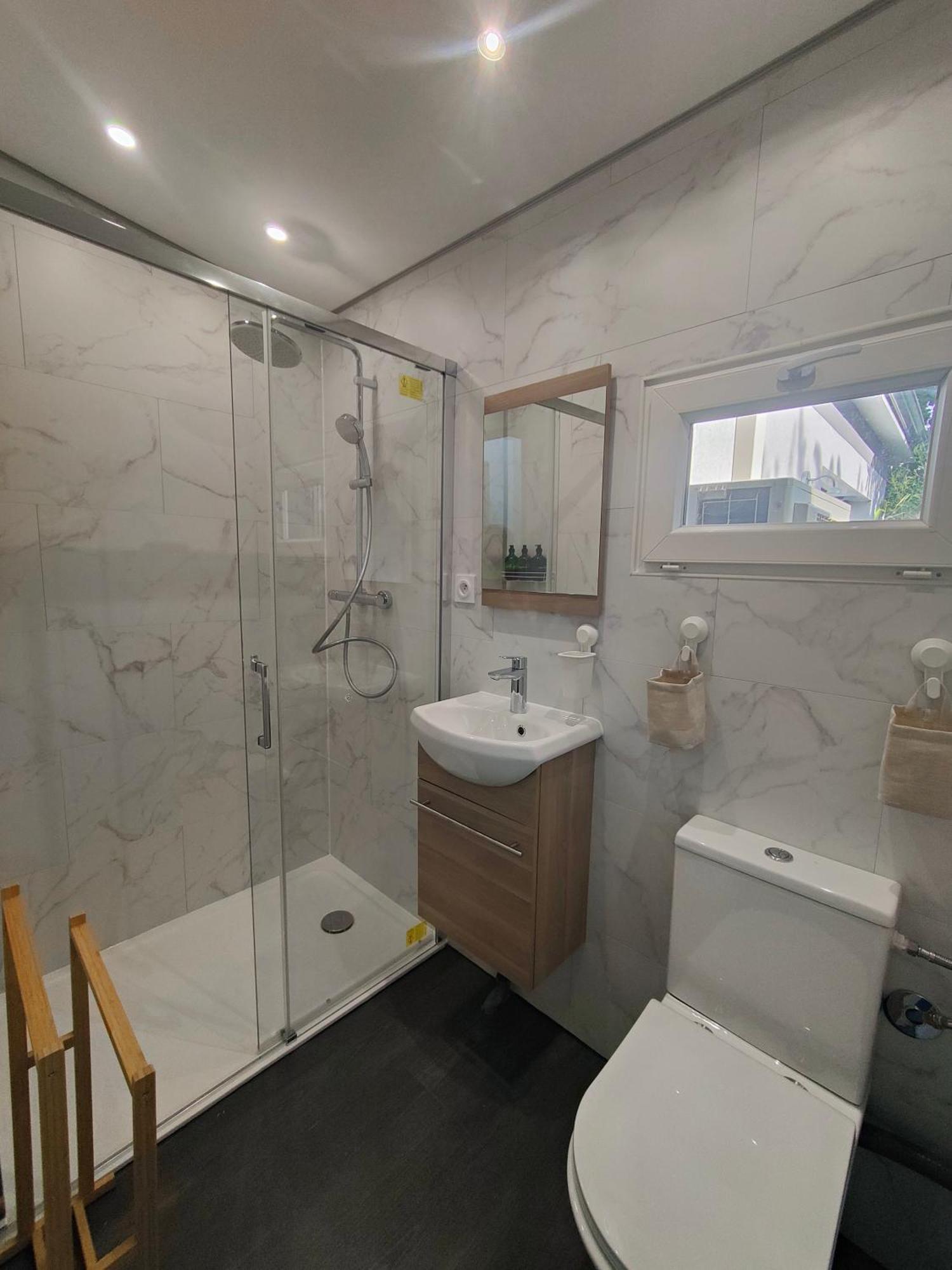 Tiny House Avec Jardin Et Acces Piscine Chauffee Villa Saint-Médard-en-Jalles Eksteriør bilde