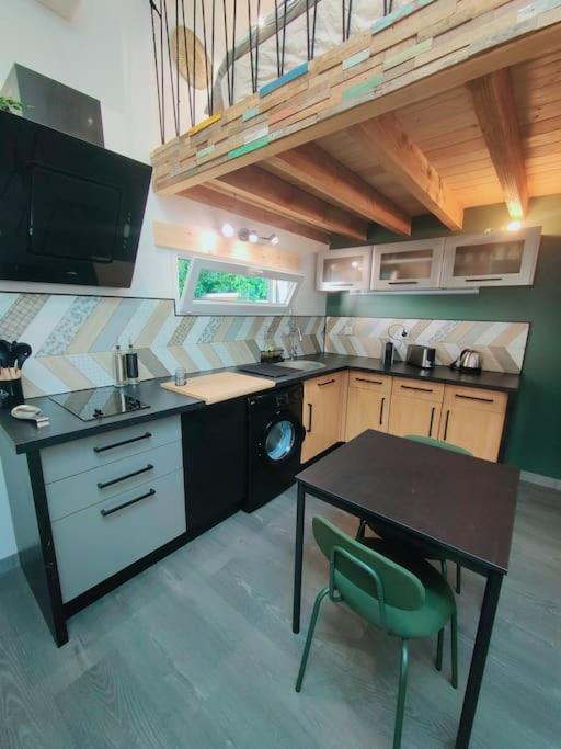 Tiny House Avec Jardin Et Acces Piscine Chauffee Villa Saint-Médard-en-Jalles Eksteriør bilde